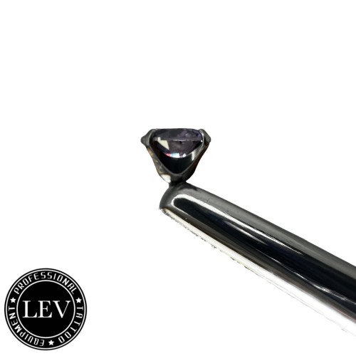 1.2 Titanium Internal Threaded Labret Met Moissanite Steen