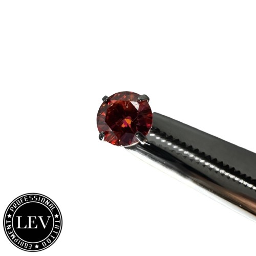 1.2 Titanium Internal Threaded Labret Met Moissanite Steen