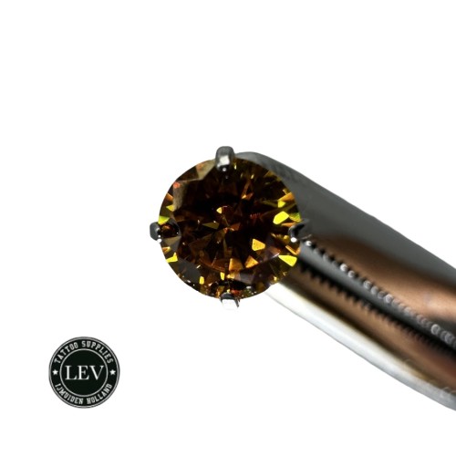 1.2 Titanium Internal Threaded Labret Met Moissanite Steen