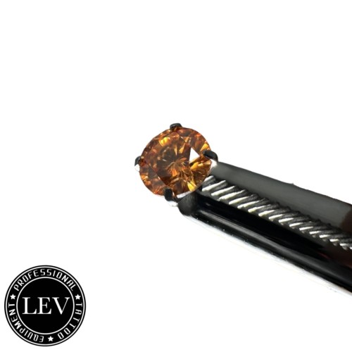1.2 Titanium Internal Threaded Labret Met Moissanite Steen