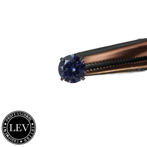 1.2 Titanium Internal Threaded Labret Met Moissanite Steen